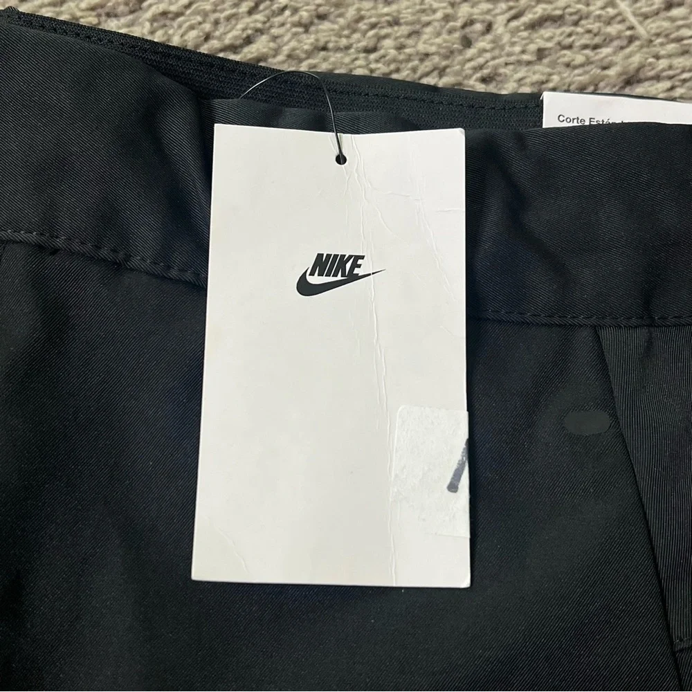 Nike Sportswear Tech Essentials Woven Unlined Cargo Pants Men’s Size 30 - Picture 15 of 16